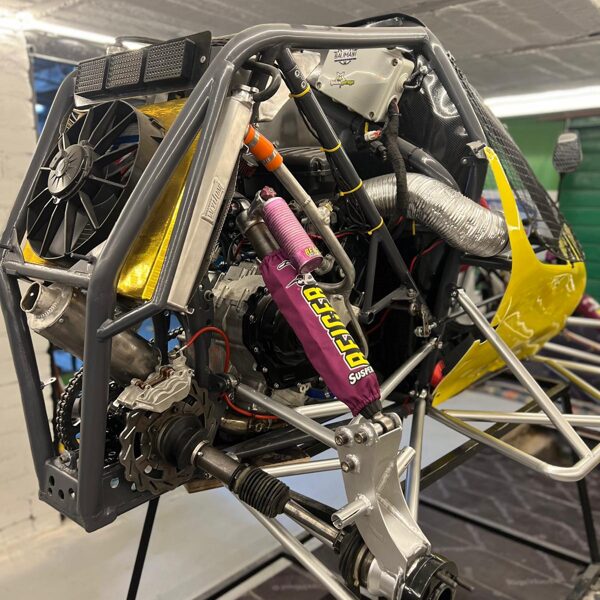 Custom knuckle for B600 buggy